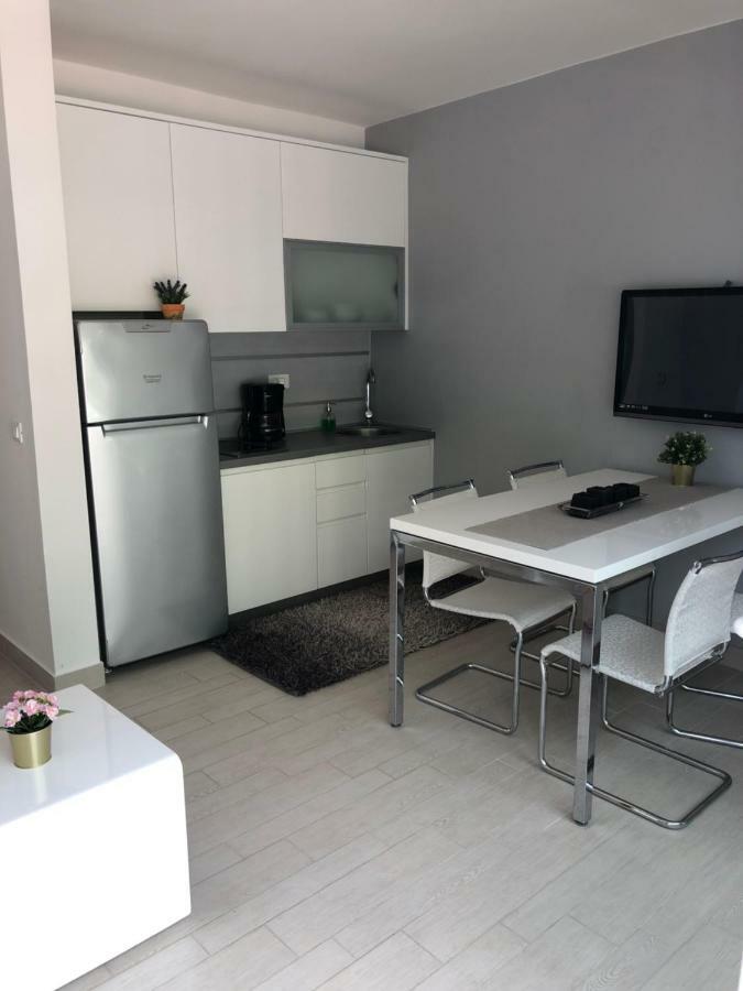 Apartments Don ヴァンタシチ エクステリア 写真